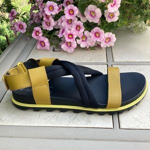🎉Host Pick🎉🌸Sorel Roaming Decon Strappy Sandal